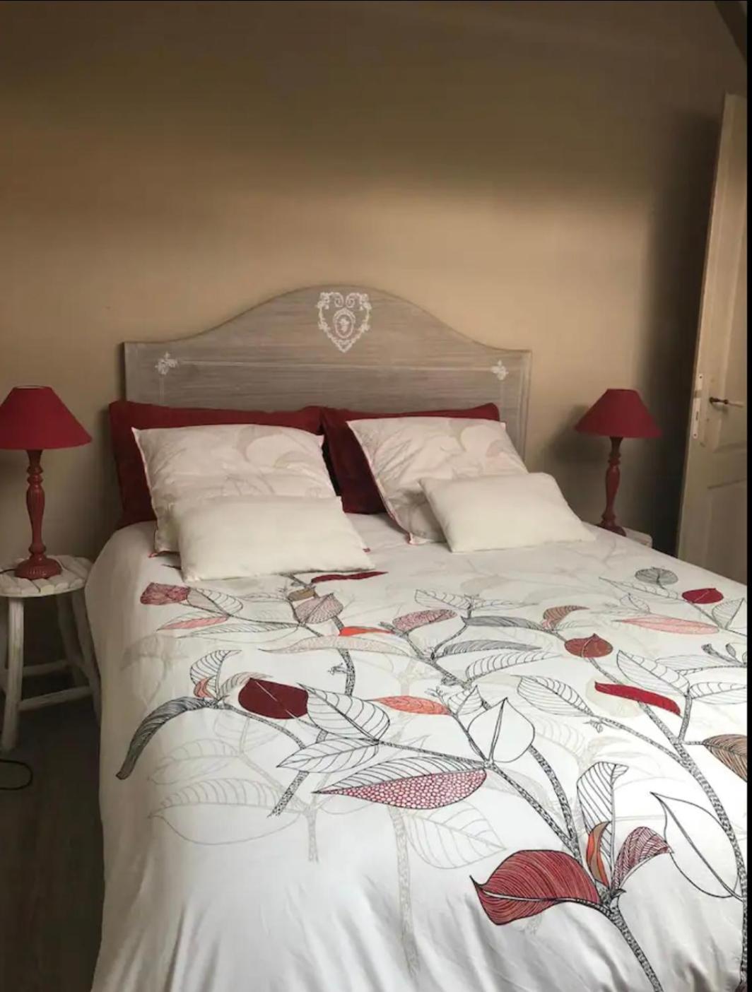 Chambre Et Salle D'Eau Privees Dans Maison De Ville La Roche-sur-Yon Luaran gambar
